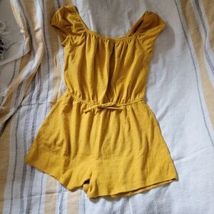 Arizona Yellow romper size large